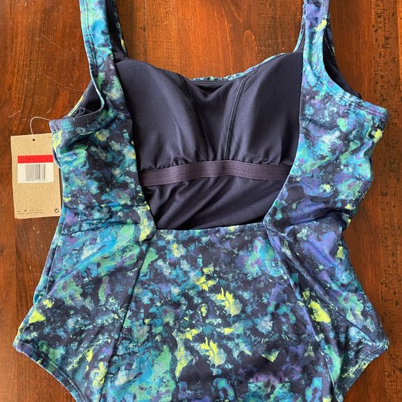 Women's Nike Earth Dye U-back Women's Athletic Swimsuit - Picture 2 of 4